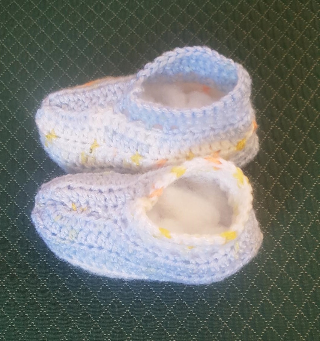 Chaussons bébé 0/3 mois au tricot 